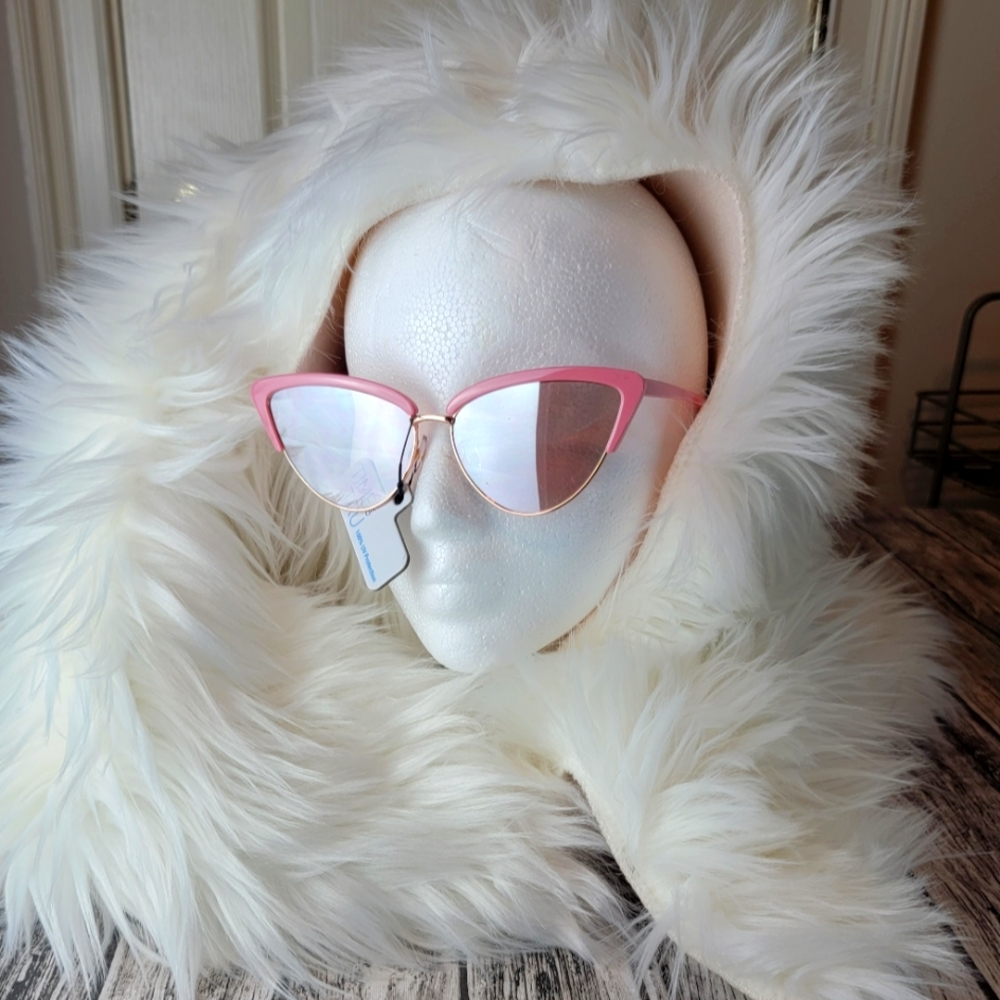 PINK Cateye Sunglasses - Picture 2 of 6